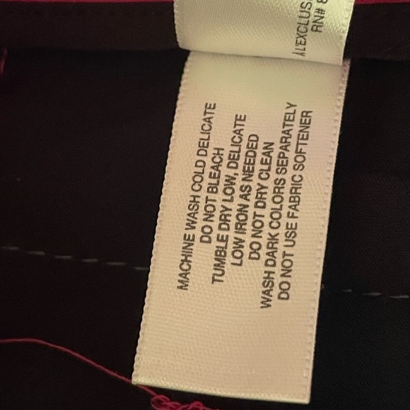 Annika Cutter & Buck pink gold shorts - Picture 4 of 7